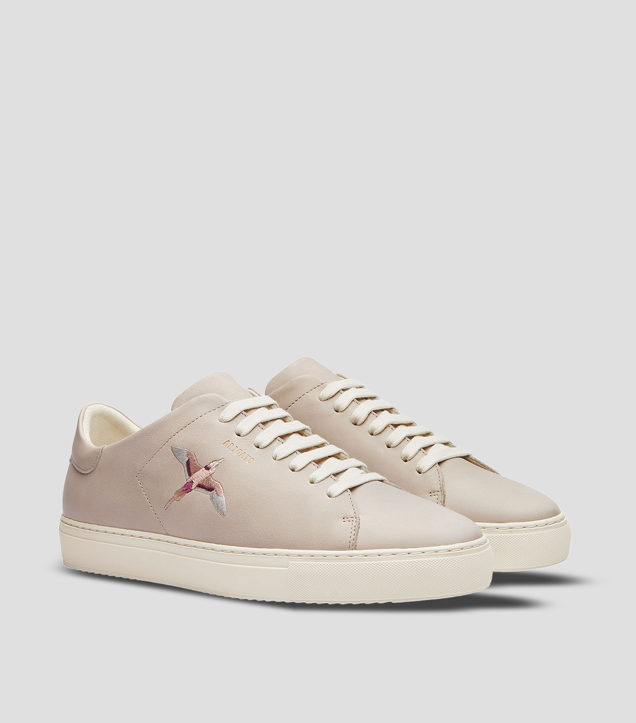 Tenis casual en piel Hombre